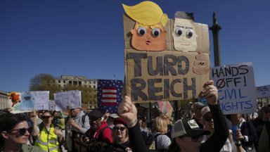 Протести срещу американския президент Доналд Тръмп и се състояха в