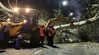 Две върху пътното платно на бул 6 ти септември в Пловдив