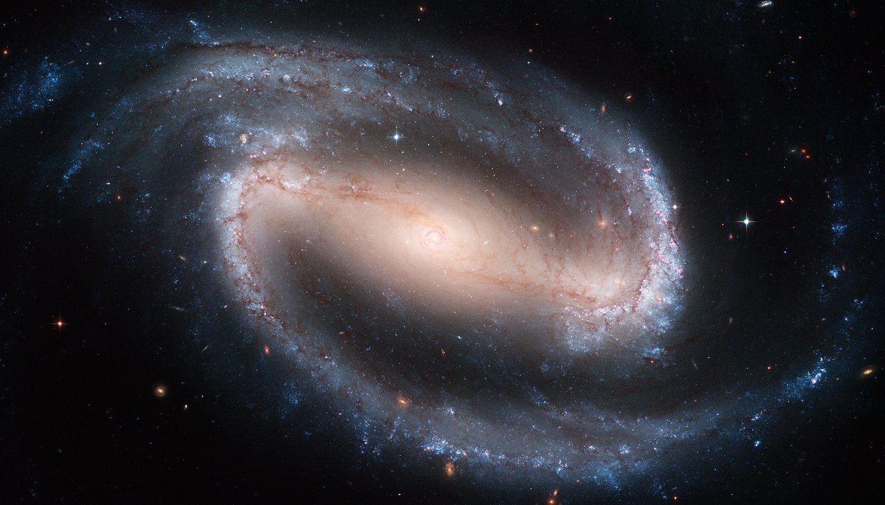Галактика  NGC 1300