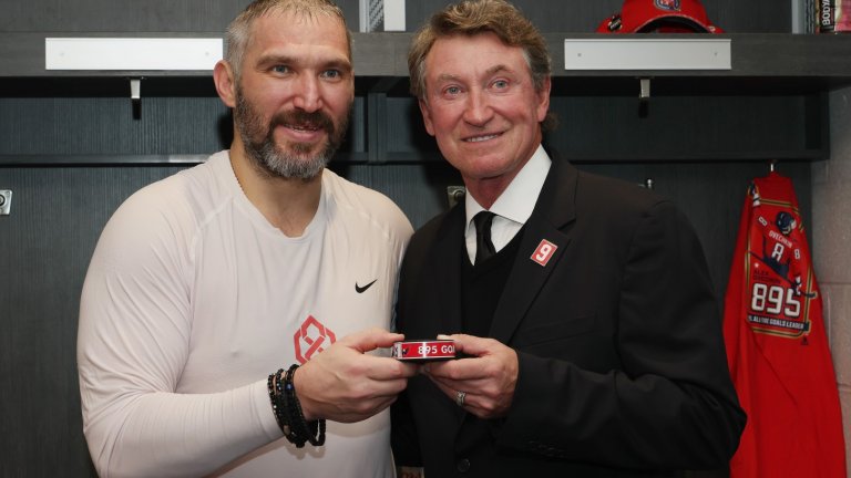 Овечкин за "Кота 1000": Чуваме се с Грецки, надъхва ме. Но не мисля постоянно за това