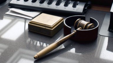 17 годишният младеж който се сби и вкара в болница мъж