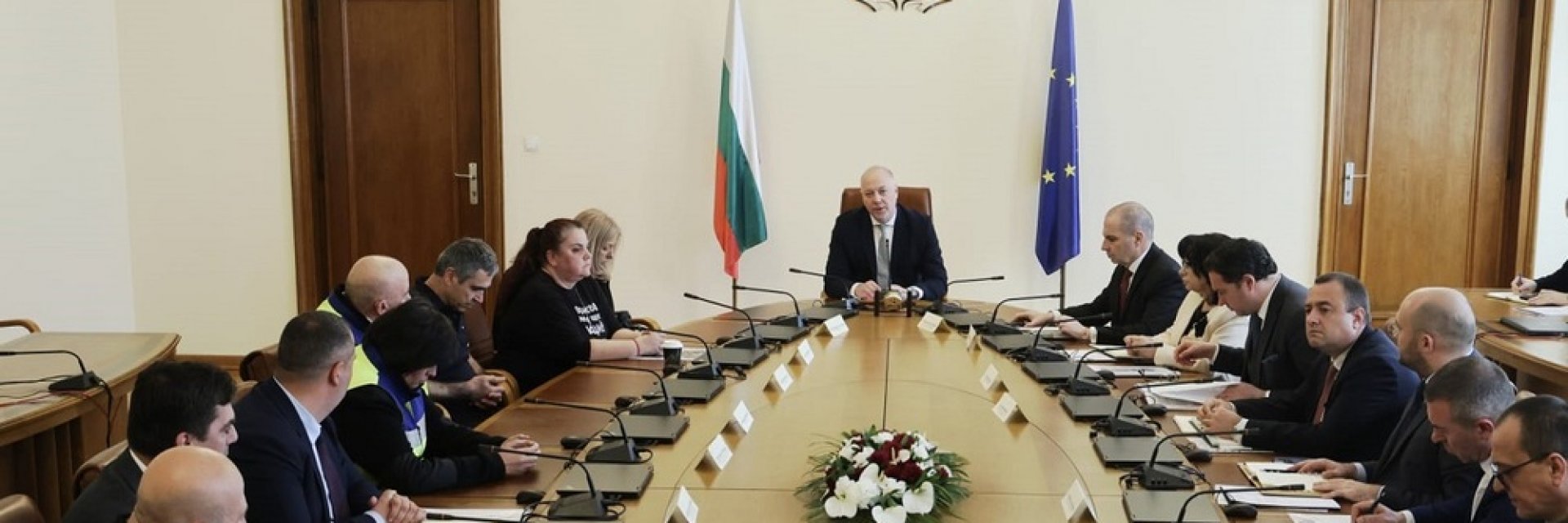 Кабинетът "Желязков" готви 37 мерки за повишаване на пътната безопасност