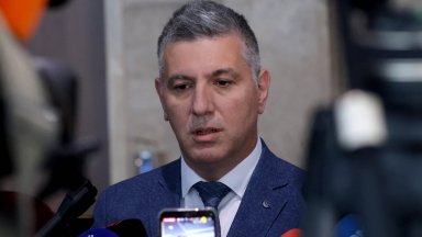 Делян Пеевски публикувал извлечения от комуникация помежду ни Стар номер