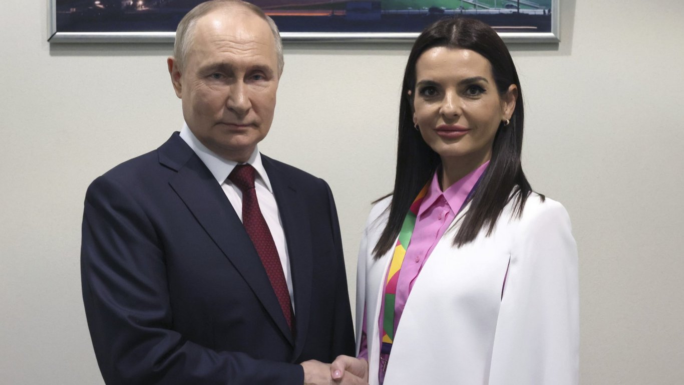 Ръководителката на молдовския автономен район Гагаузия бе преместена под домашен арест