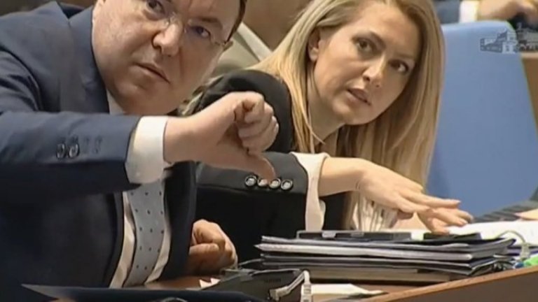 БСП отрича ГЕРБ да дава знаци на соцдепутатите как да гласуват