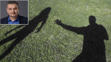 Смятам че наредбата е непълна и регистърът трябва да публичен