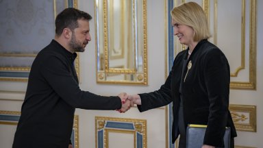 Посланичката на САЩ в Украйна Бриджит Бринк обмисля сериозно дали