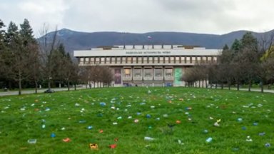 Националният исторически музей отмени изложба на художник заради това че