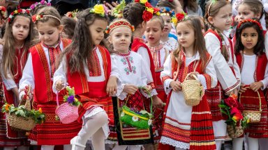 В днешната събота почитаме едно от най големите чудеса на Иисус