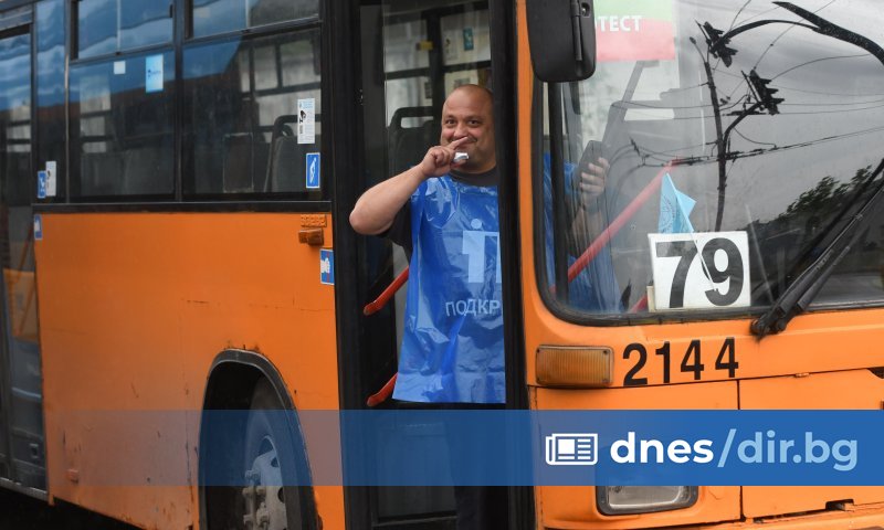 Служители в градския транспорт от София, Русе и Варна ще