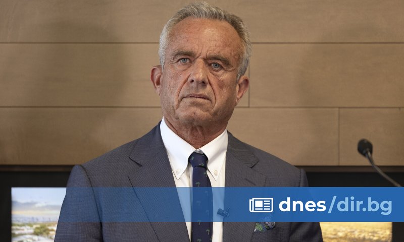 Виж още Скептикът министър Кенеди-младши се обяви в подкрепа на