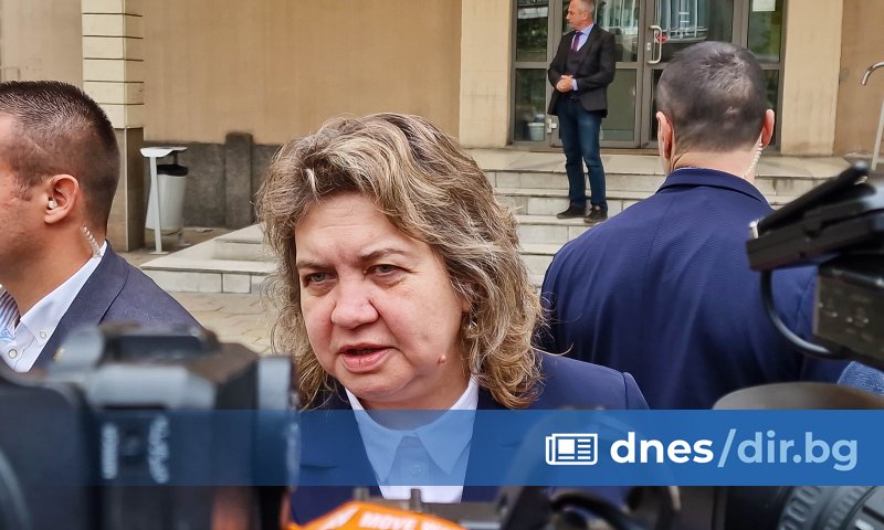 Председателката на парламента Наталия Киселова призова да се намери баланс