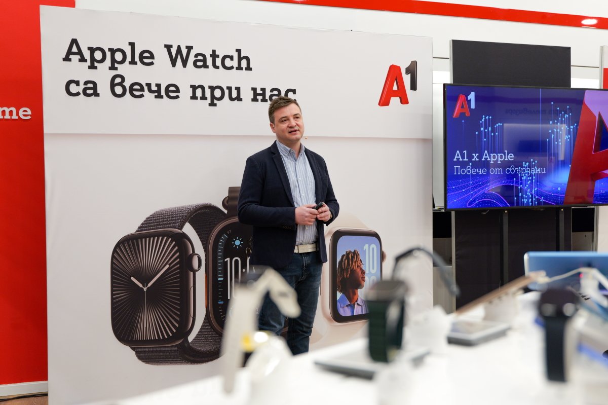 Александър Колев, мениджър „Управление на продуктовото портфолио и аксесоари“ в А1 България, представи пълното портфолио смартустройства на Apple, предлагано от А1
