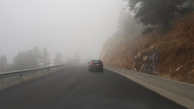 Камион собственост на българска фирма управляван от украински гражданин се