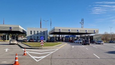 Валията на Одрин Юнус Сезер обяви въвеждането на допълнителни мерки