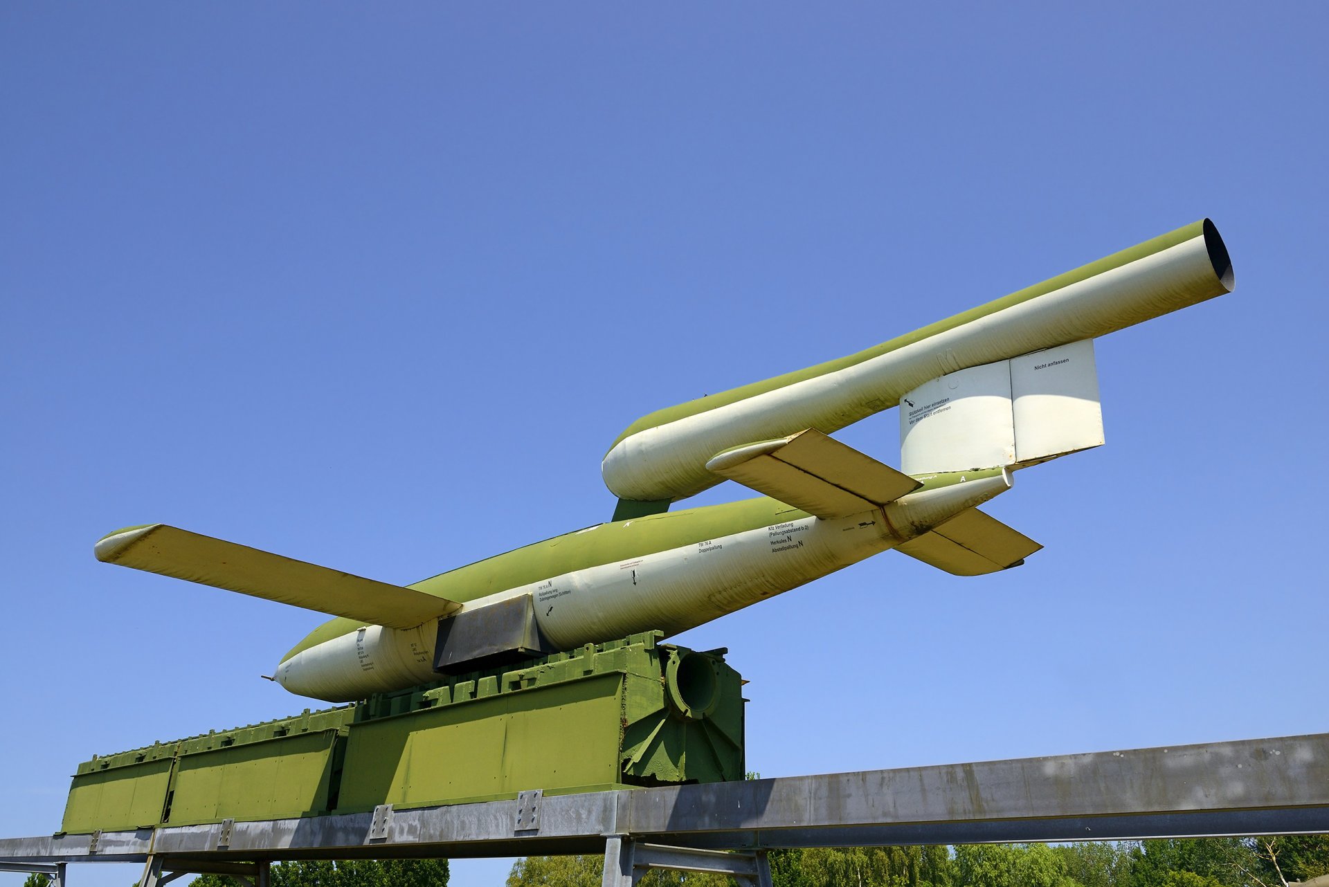V-1