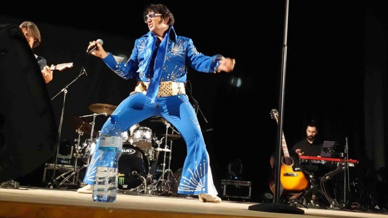 Легендата Мими Николова ще е специален гост на концерта на Цецо Елвиса