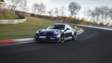Това Porsche 911 GT3 е по-скъпо втора употреба, отколкото ново