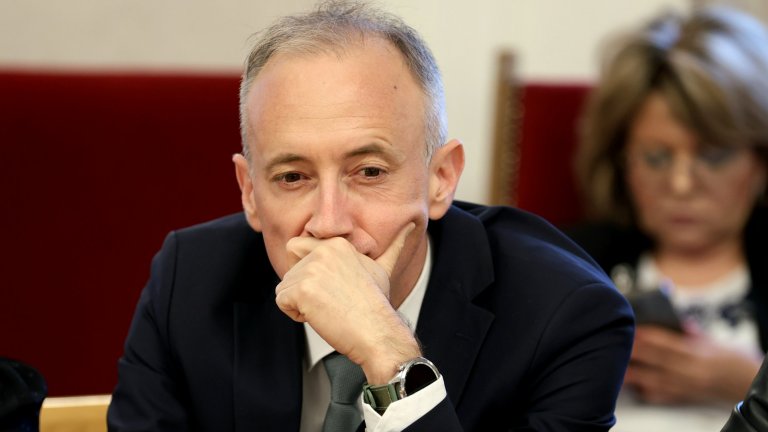 Вълчев: Не е вярно, че Брюксел може да спре процедурата ни за еврозоната