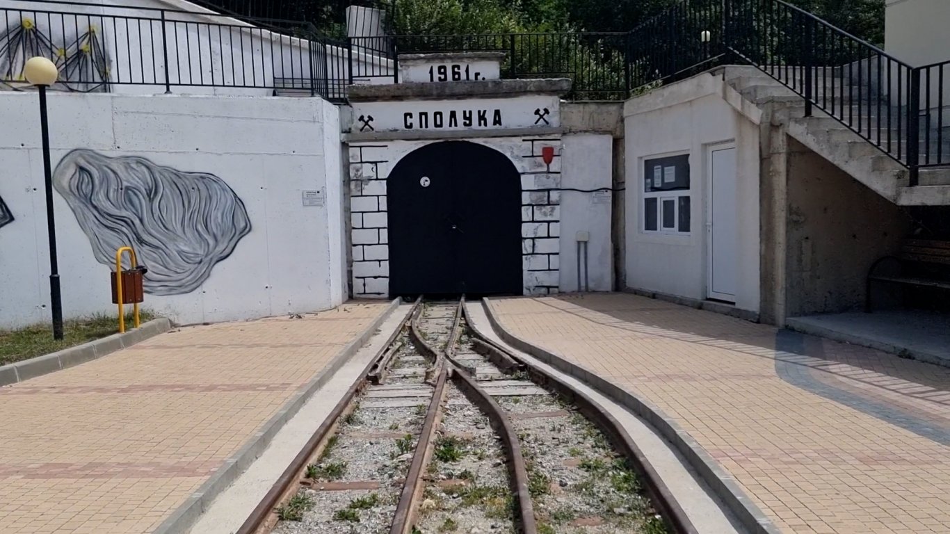 Пещера "Шаренка“ край Мадан вече е музей и посреща посетители