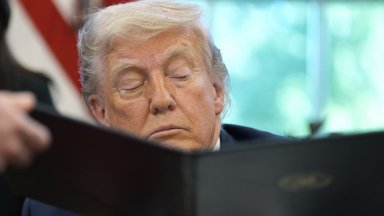 Доналд Тръмп подписа указ целящ доближаване до широкомащабния от океанските