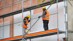 В София санират 130 жилищни блока с пари от ПВУ