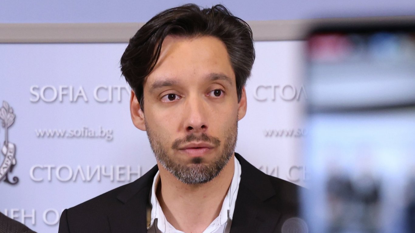 Борис Бонев алармира за възможна смяна на шефа на "Метрополитен" заради търг за влакове