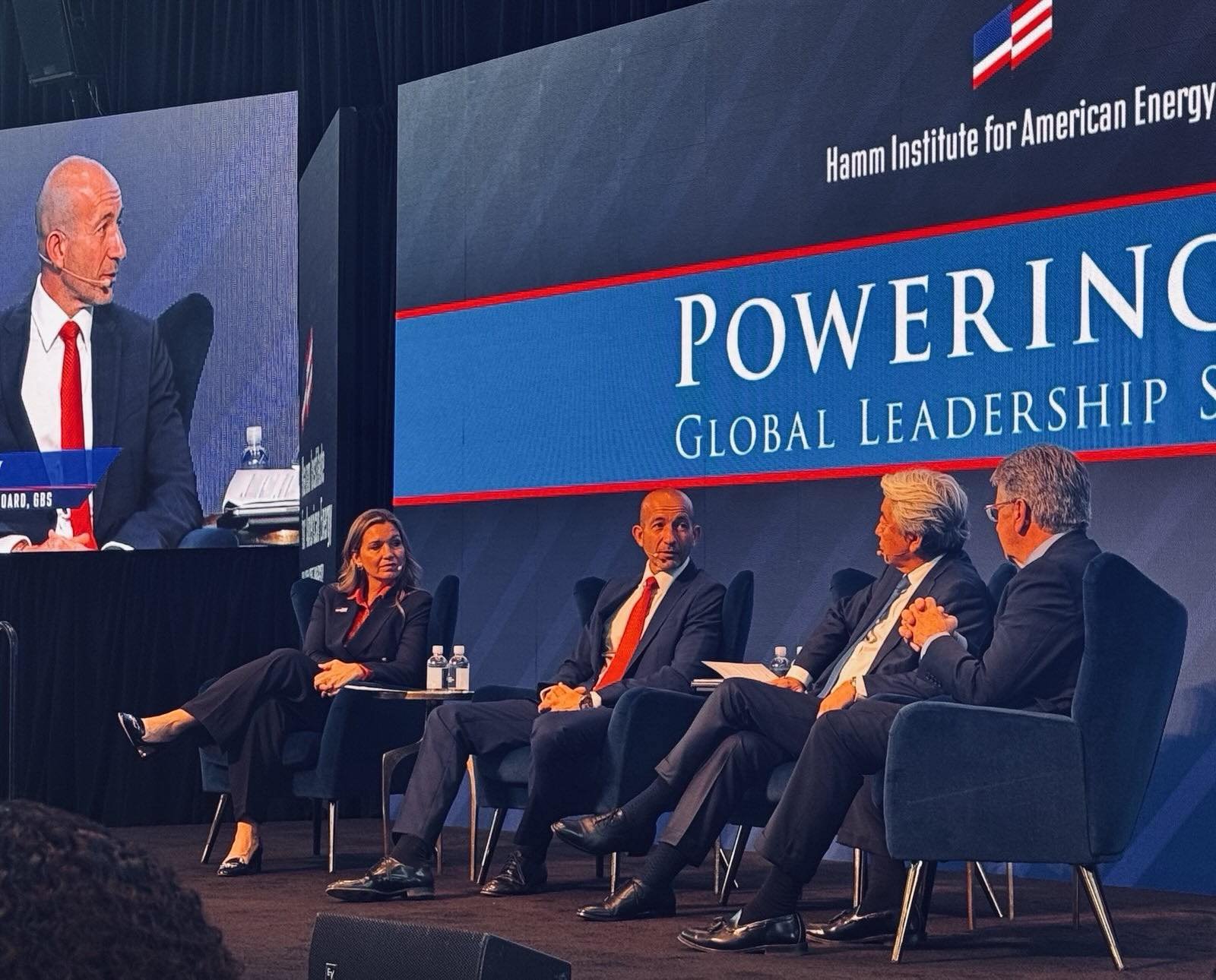 Ан Блънцър Пулин, изпълнителен директор, Hamm Institute for American Energy; Калин Пешов, председател на УС ,,Главболгарстрой Холдинг“; Такажиро Ишикава, президент на Mitsubishi Heavy Industries America, Inc.; Боб Пендер, Изпълнителен съпредседател и основател на Venture Global