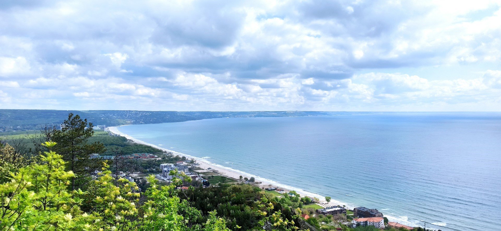 По отсечката Каварна - Балчик - Албена - Кранево - Варна