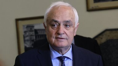 България защитава много активно националните си интереси в рамките на