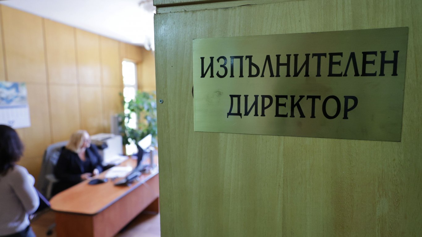 Хекимян и Терзиев в задочен спор кой лъже и "чий" е новият шеф на метрото