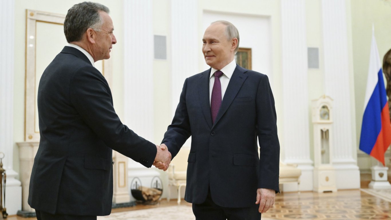 "Русия и САЩ сближиха позиции не само за Украйна": Уиткоф и Путин разговаряха три часа