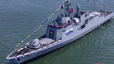 Севернокорейският лидер вчера взе участие в церемония по пускането на