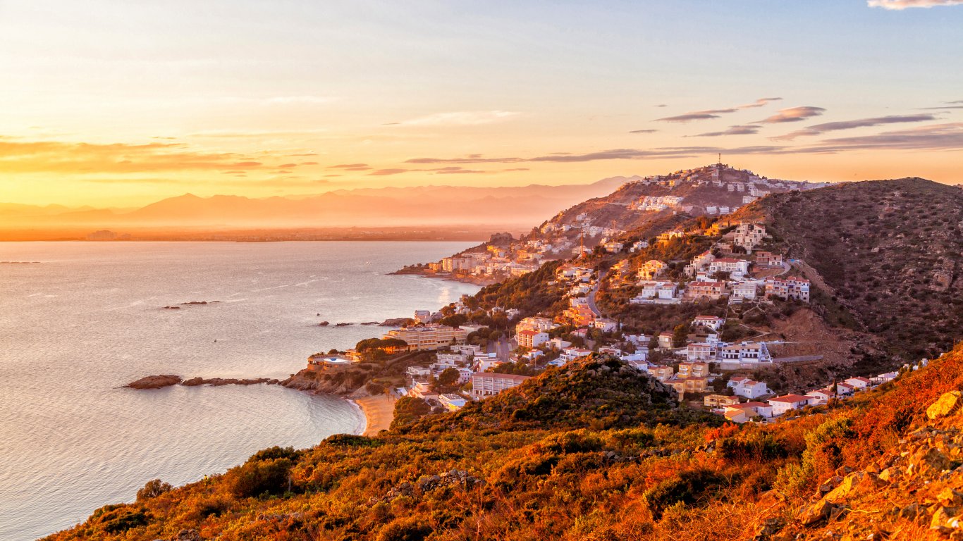 Открийте идеалната почивка в Коста де Росас