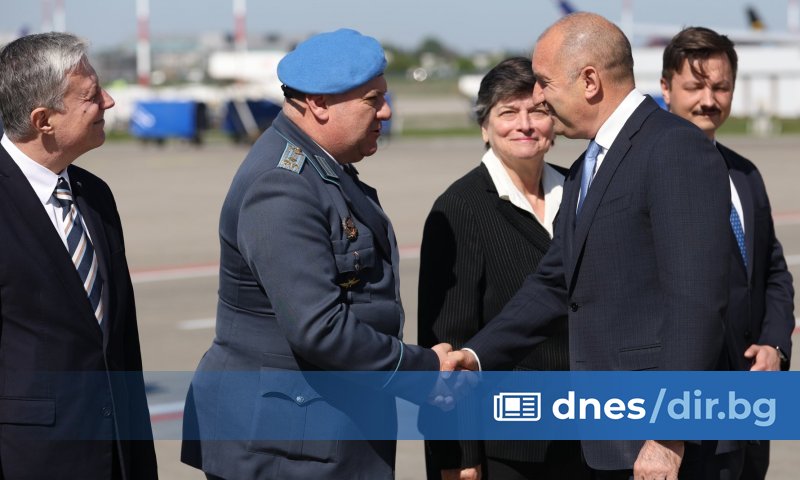 Президентът Румен Радев пристигна малко преди обед на двудневно посещение