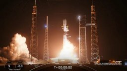 SpaceX изстреля 250-та мисия със сателити Starlink