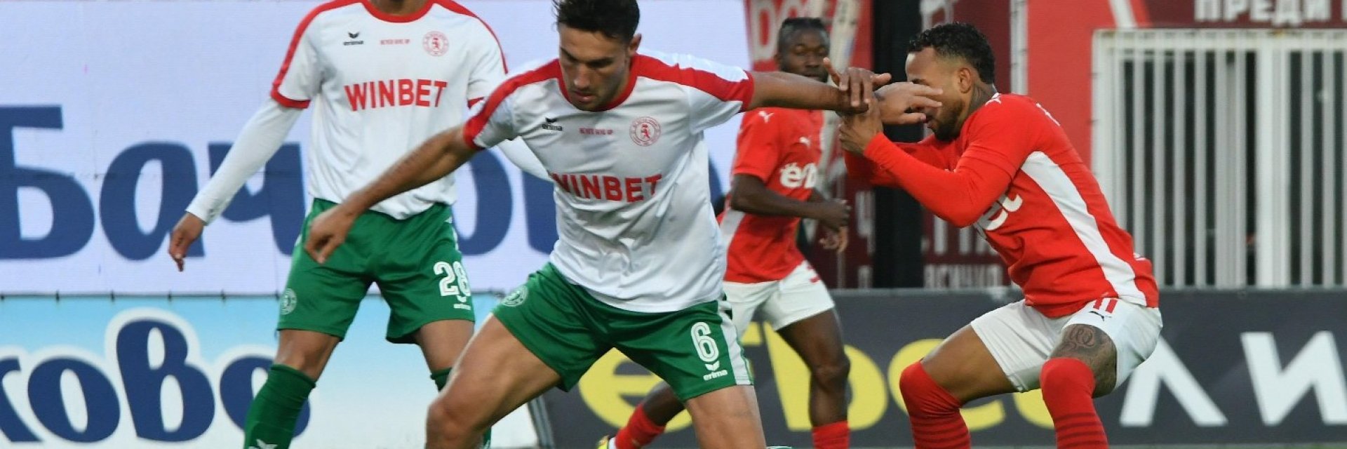 За радост на "Левски": Ботев Враца охлади шампионските амбиции на ЦСКА 1948