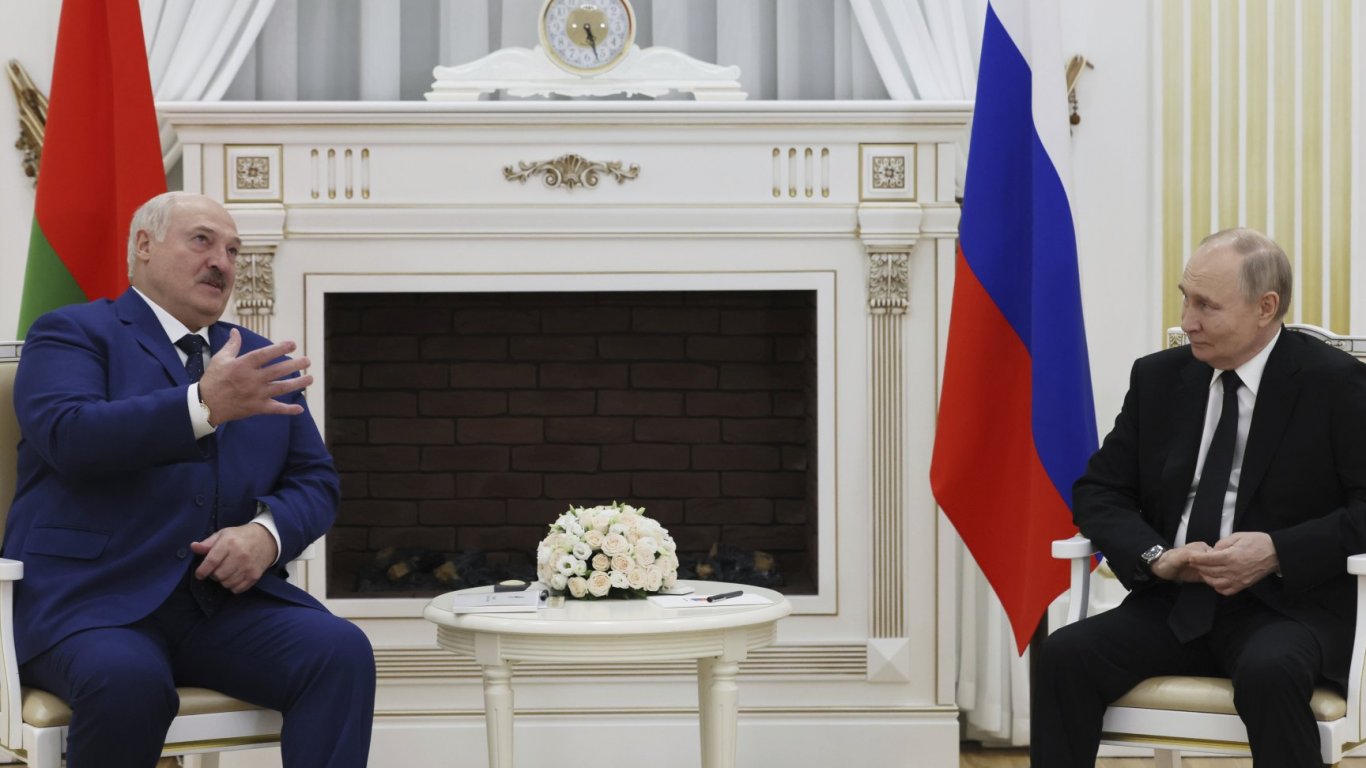 Путин пред Лукашенко: Москва и Минск нямат право да допуснат връщането на нацизма в Европа
