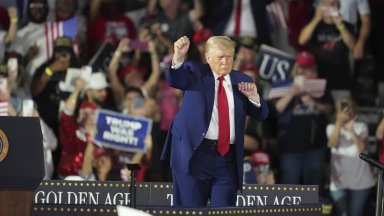 Президентът на САЩ Доналд Тръмп отбеляза 100 дни от встъпването