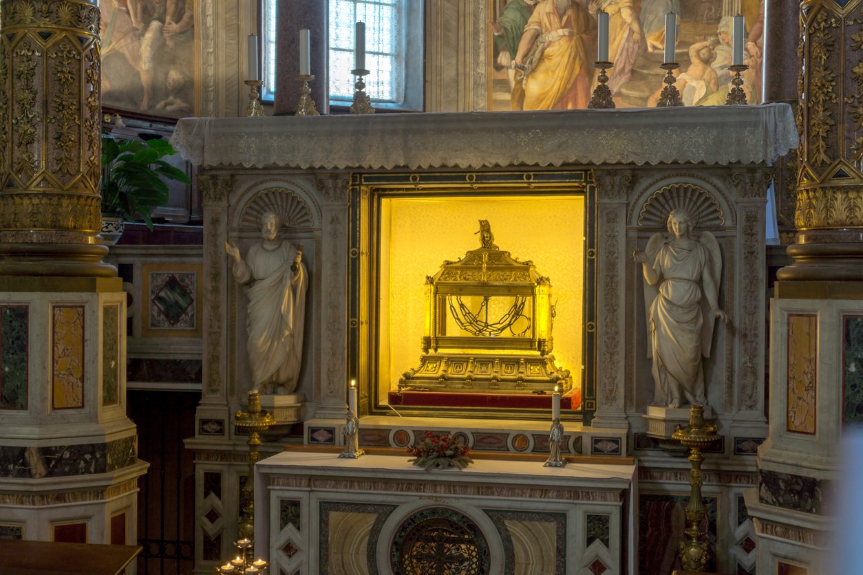 Реликвата на Свети Петър в църквата „Свети Петър в окови“