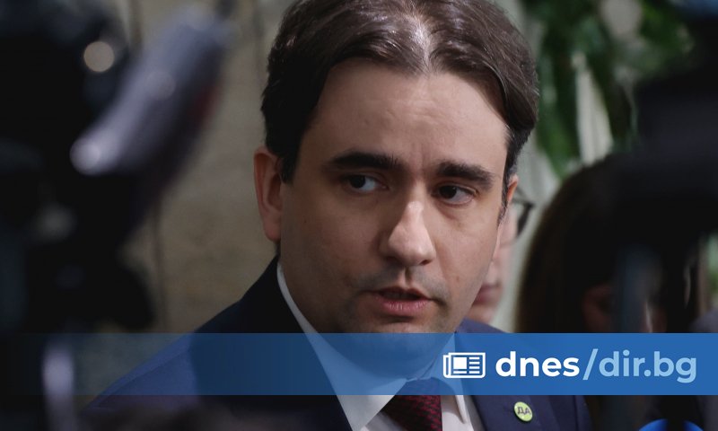 Да, България нямат информация техен представител да е проверяван във