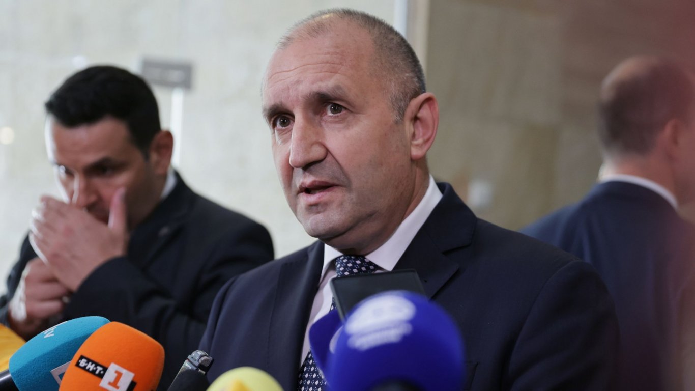 Радев: За F-16 платихме скъпо, чакахме дълго, ще го поддържаме много трудно