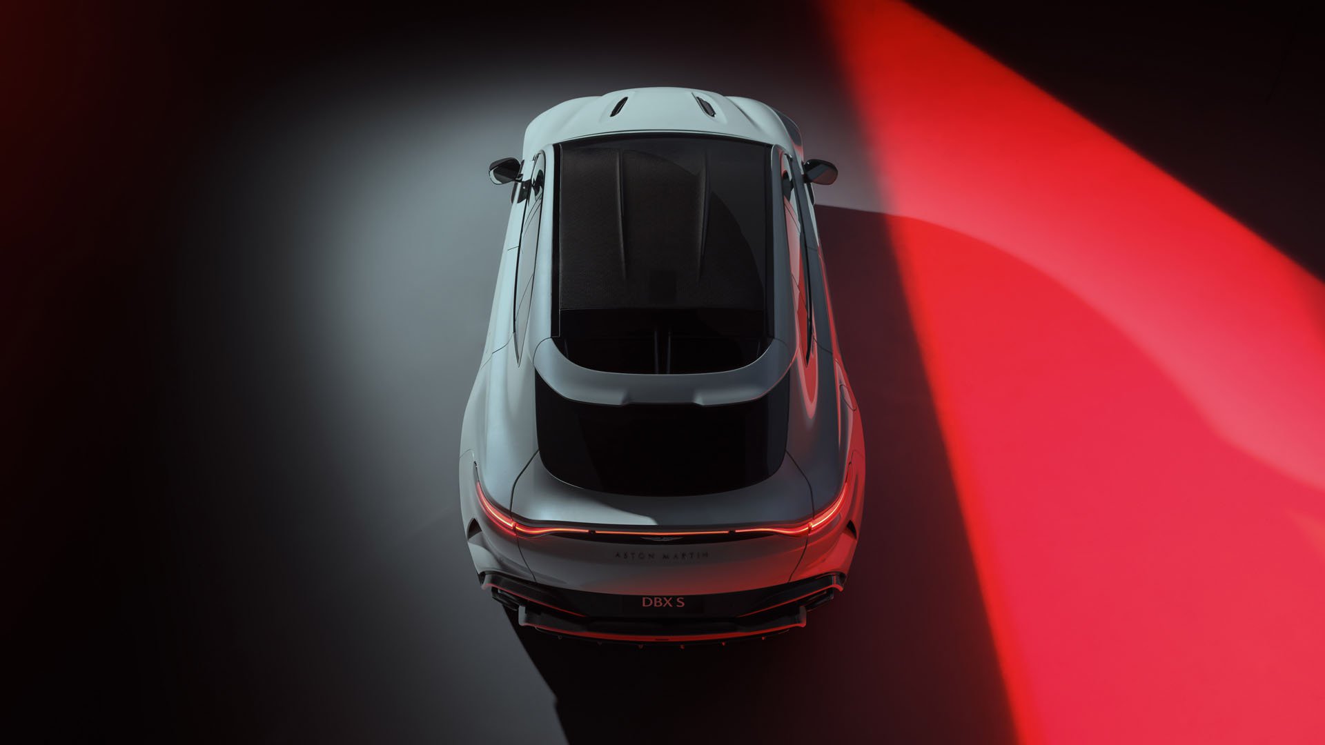 Aston Martin DBX S
