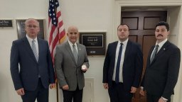 “Възраждане” на среща с републикански депутат в САЩ, предлагат лева да бъде фиксиран към долара