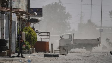 Израел бомбардира рано тази сутрин район в близост до президентския