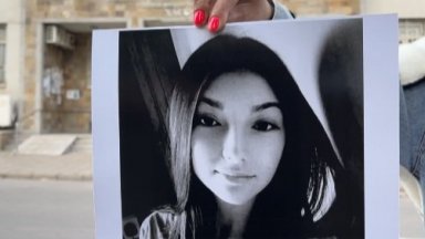 Погребаха убитата 18 годишна Магдалена в родопското село Гърнати община Неделино