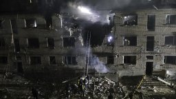 Русия и Украйна отново се атакуват с дронове