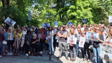 Български лекарски съюз следи с тревога ескалацията на общественото напрежение