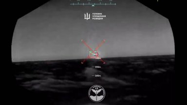 Украйна обяви, че е свалила руски Су-30 с морски дрон за първи път в света