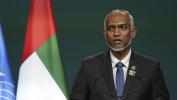 Президентът на Малдивите счупи рекорд с 15-часова пресконференция